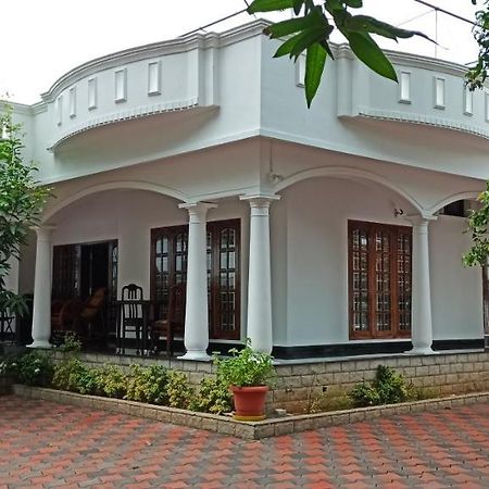 Vaiga Homes Kochi Exterior photo